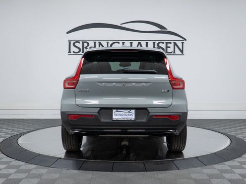 New 2026 Volvo XC40 B5 Plus w/ Climate Package AWD/4WD image 6
