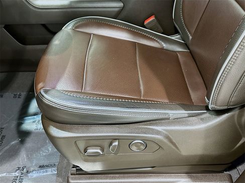 Used 2024 GMC Sierra 2500 Denali w/ Denali Reserve Package image 20