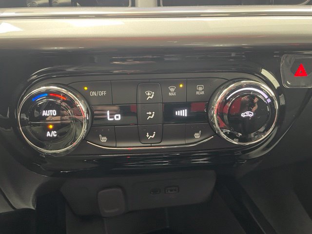 New 2026 Chevrolet Trax LT w/ Driver Confidence Package FWD image 5
