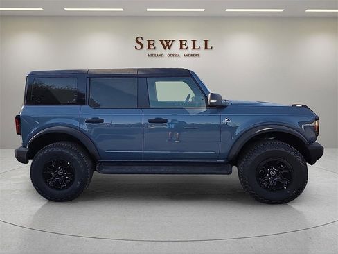 New 2025 Ford Bronco Outer Banks w/ Sasquatch Package image 5