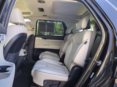 Certified 2024 Hyundai Palisade Calligraphy AWD/4WD image 14