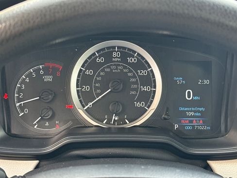 Used 2022 Toyota Corolla LE image 21