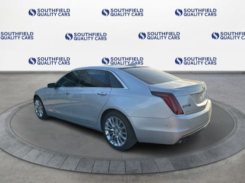 Used 2018 Cadillac CT6 Luxury AWD/4WD image 4