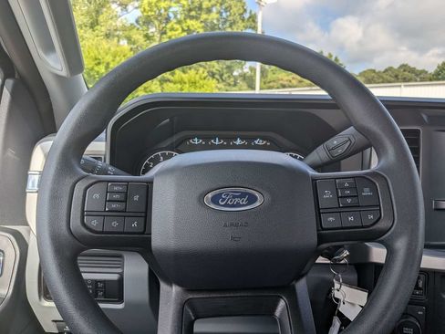 Used 2026 Ford F250 XL AWD/4WD image 25