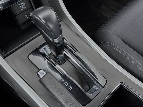 Used 2015 Honda Accord Sport image 16