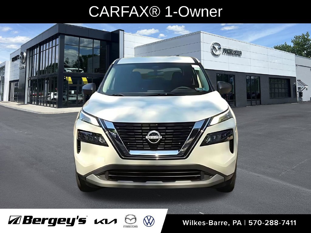 Used 2023 Nissan Rogue S AWD/4WD image 3