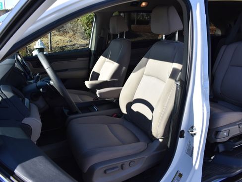 Certified 2020 Honda Odyssey EX image 28