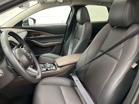 Certified 2025 MAZDA CX-30 AWD 2.5 S w/ Premium Package image 17