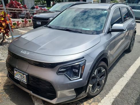 Used 2023 Kia Niro Wave image 1