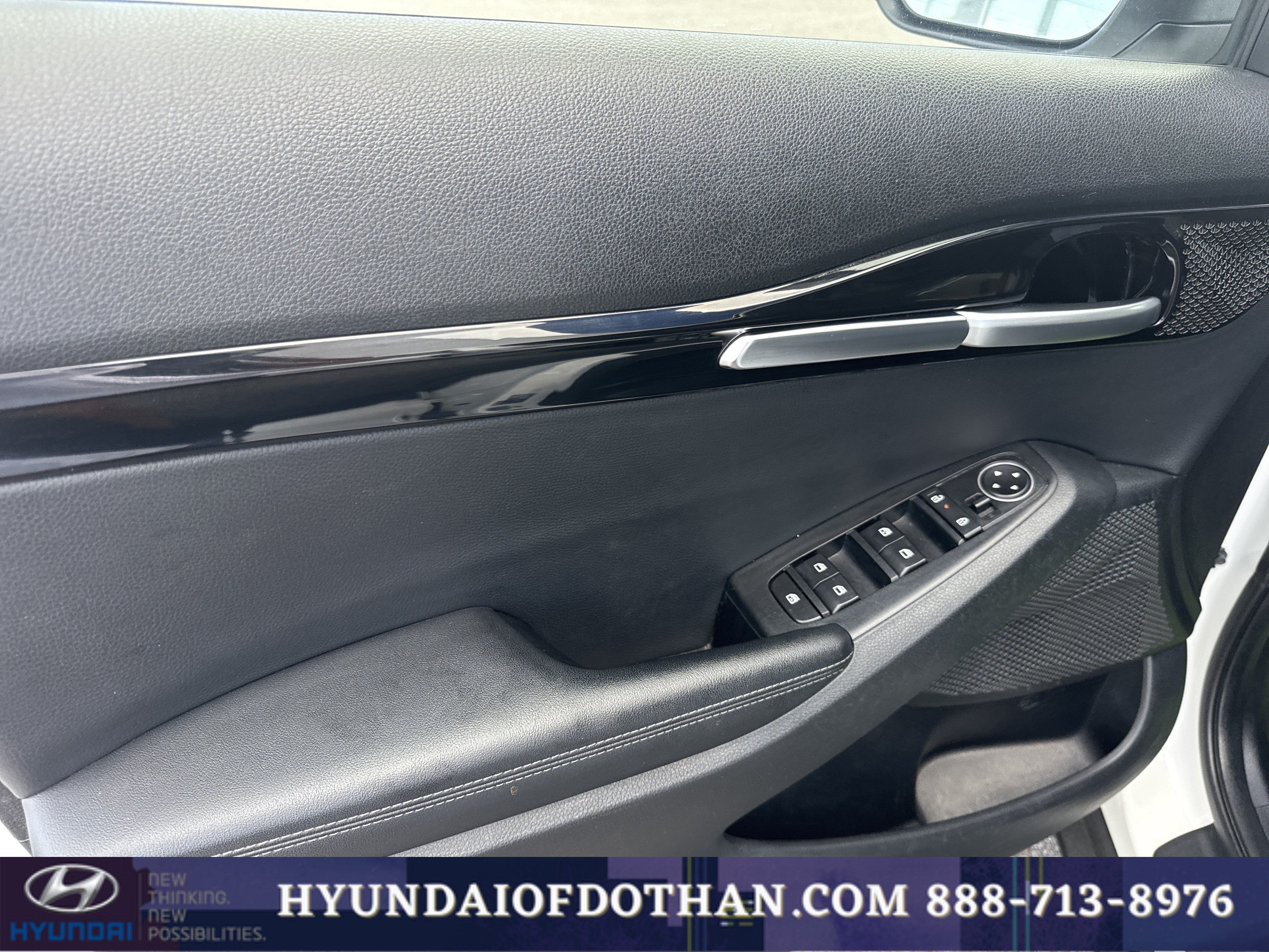 Used 2025 Kia Seltos S FWD image 7