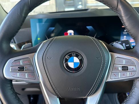 Used 2026 BMW X7 xDrive40i AWD/4WD image 30