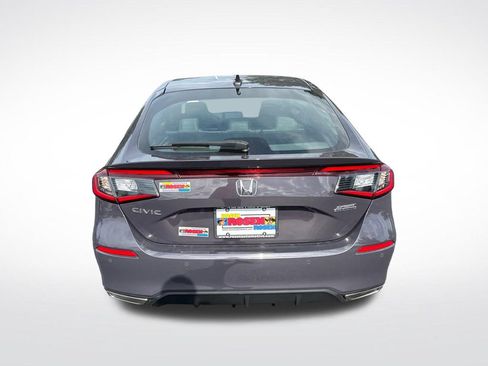 Used 2024 Honda Civic Sport Touring image 4
