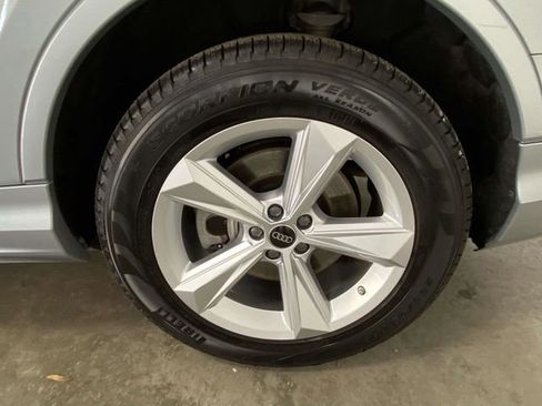 Used 2024 Audi Q7 2.0T Premium Plus image 8