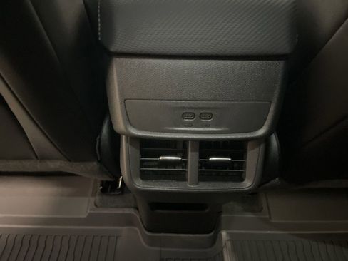 New 2026 Chevrolet Equinox LT w/ Convenience Package II image 30