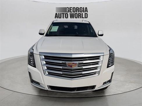 Used 2018 Cadillac Escalade Premium Luxury w/ LPO, Radiant Package image 21