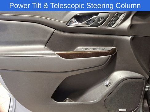 Used 2023 GMC Acadia AT4 w/ Preferred Package image 15