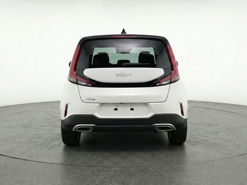 Used 2025 Kia Soul LX w/ LX Technology Package image 7