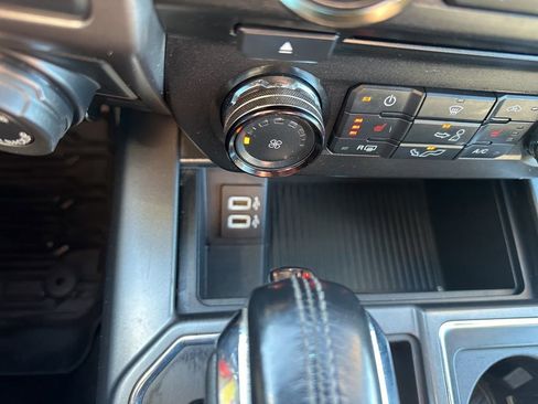 Used 2018 Ford F150 XLT w/ Equipment Group 302A Luxury image 8