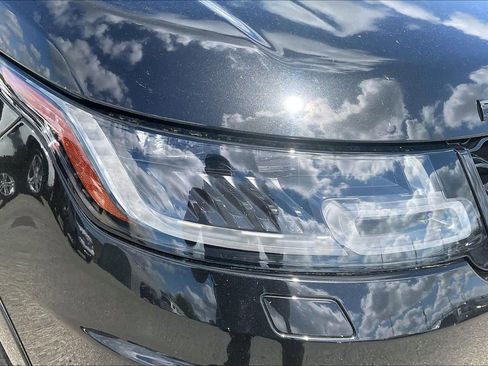 Used 2020 Land Rover Range Rover Sport SVR image 27