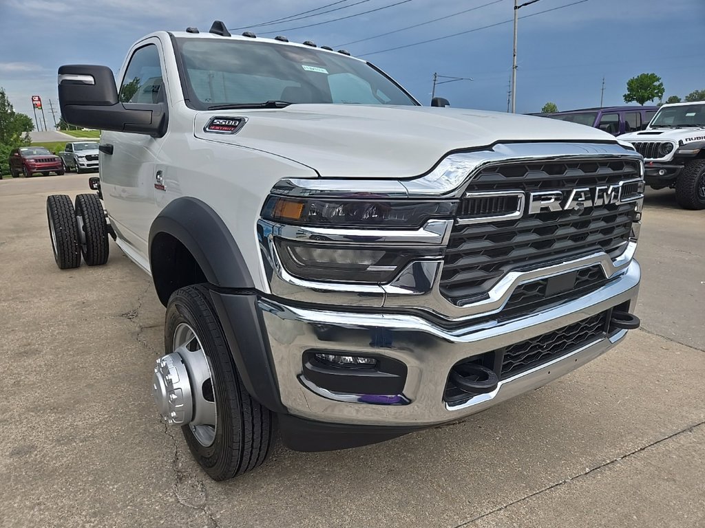 New 2026 RAM 5500 Tradesman w/ Chrome Appearance Group AWD/4WD image 17