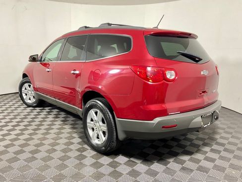 Used 2012 Chevrolet Traverse LT FWD image 7