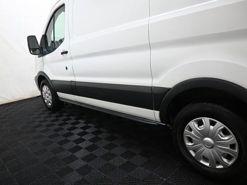 Used 2015 Ford Transit 150 130 Low Roof RWD image 9