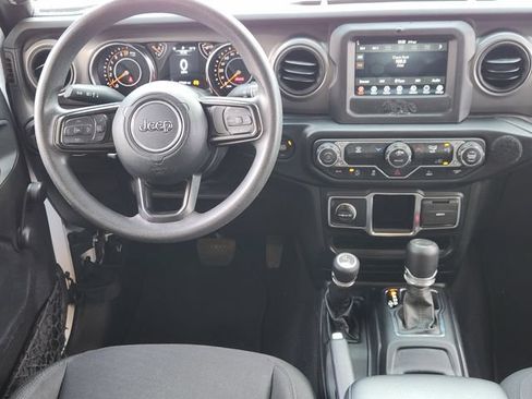 Used 2022 Jeep Wrangler Sport AWD/4WD image 24
