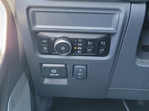 New 2025 Ford F150 Lariat w/ Equipment Group 501A Mid image 25