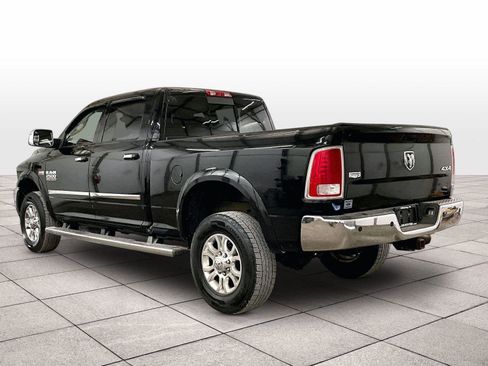 Used 2015 RAM 2500 Laramie w/ Convenience Group AWD/4WD image 10