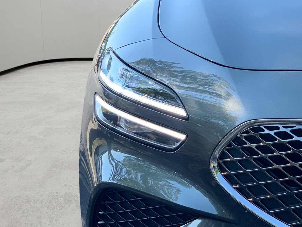 Certified 2026 Genesis G70 2.5T RWD image 44
