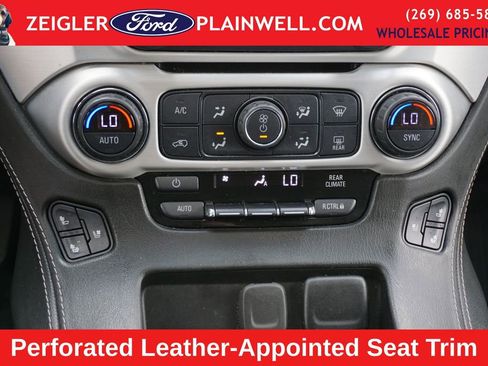 Used 2019 GMC Yukon XL SLT w/ Graphite Performance Edition image 24