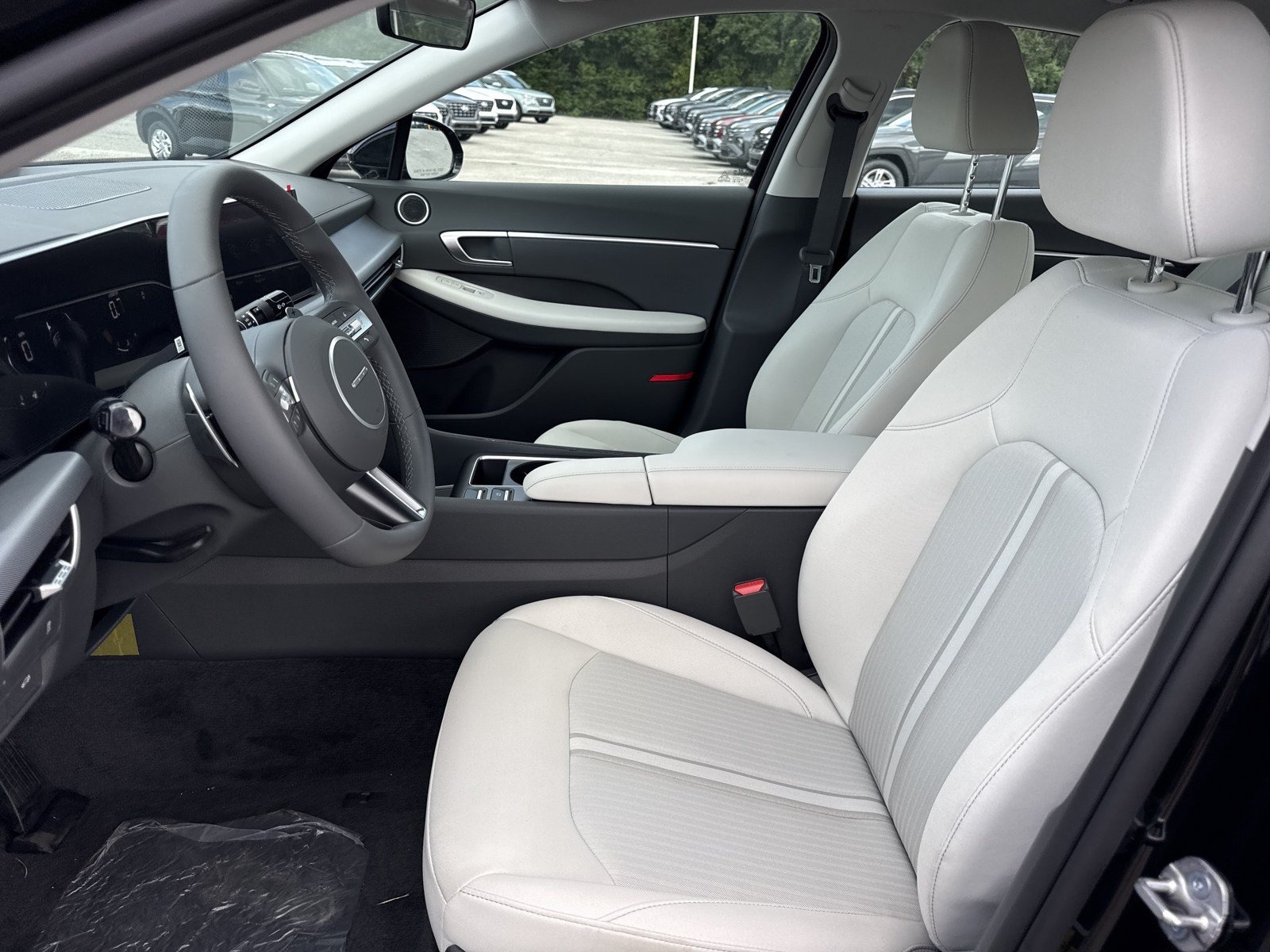 New 2026 Hyundai Sonata SEL FWD image 10