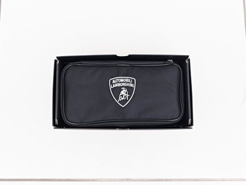 Used 2023 Lamborghini Huracan EVO image 24