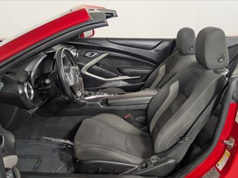 Used 2020 Chevrolet Camaro LT image 19
