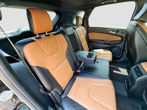 Certified 2024 Ford Edge Titanium w/ Titanium Elite Package AWD/4WD image 31