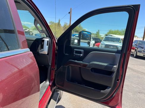 Used 2016 GMC Sierra 1500 SLE w/ SLE Value Package AWD/4WD image 18