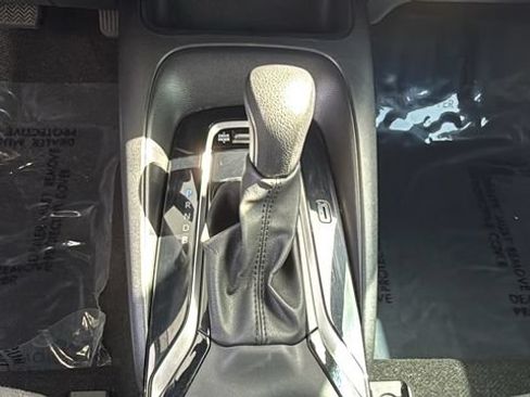 Used 2024 Toyota Corolla SE FWD image 25