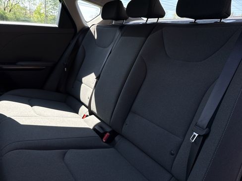 Used 2025 Kia K4 FWD image 13