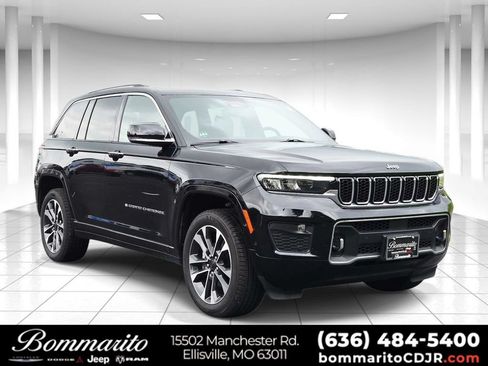 Used 2023 Jeep Grand Cherokee Overland w/ Luxury Tech Group IV AWD/4WD image 1