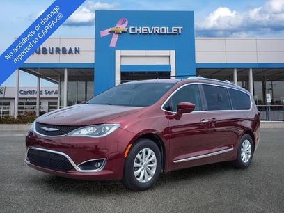 Used 2018 Chrysler Pacifica Touring-L