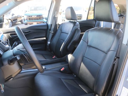 Used 2022 Honda Pilot Touring image 14