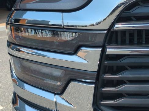 Used 2026 RAM 2500 Big Horn AWD/4WD image 10