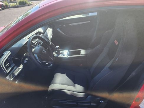 Used 2018 Honda Civic Si image 9