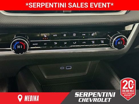 New 2026 Chevrolet Equinox LT w/ Convenience Package II image 16