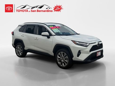 Certified 2022 Toyota RAV4 XLE Premium FWD image 7