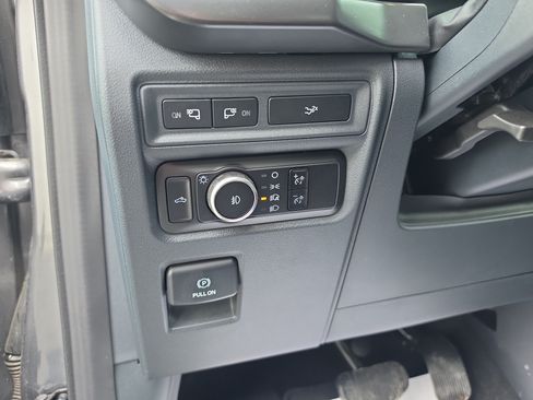 Used 2024 Ford F150 XLT w/ Equipment Group 302A MID AWD/4WD image 19