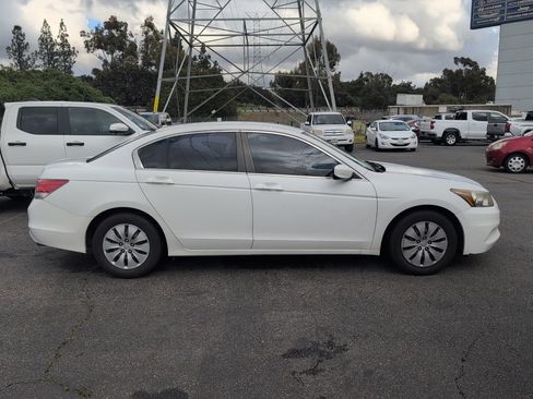 Used 2012 Honda Accord LX image 4