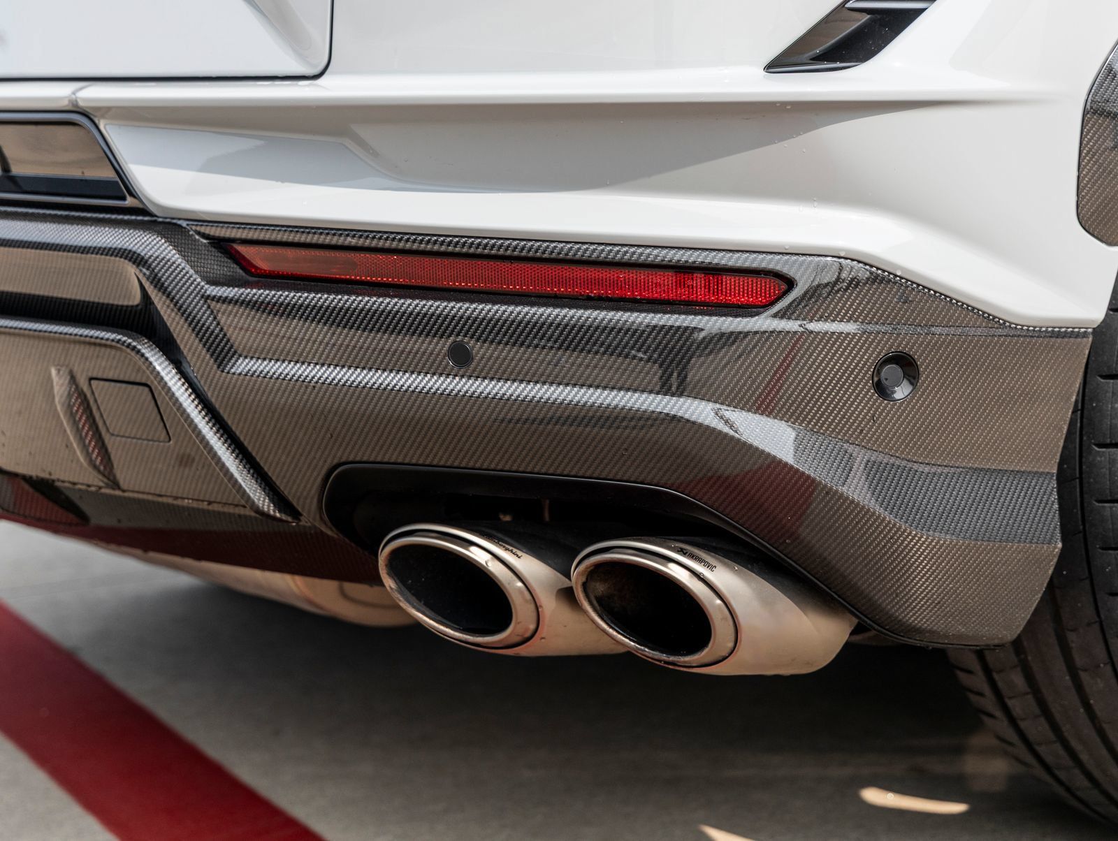 Used 2024 Lamborghini Urus Performante AWD/4WD image 11
