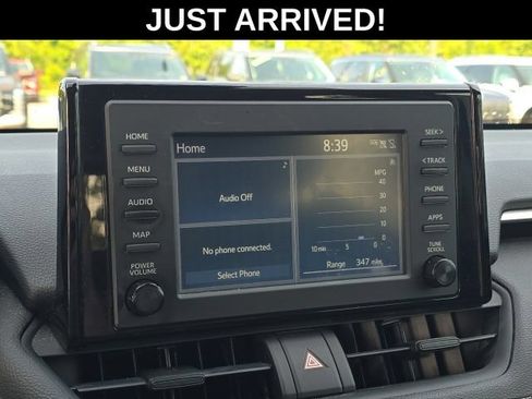 Used 2019 Toyota RAV4 XLE w/ Convenience Package FWD image 20