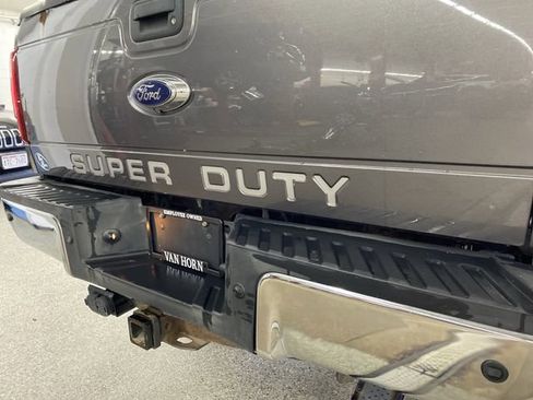 Used 2014 Ford F350 Lariat w/ Chrome Package image 29